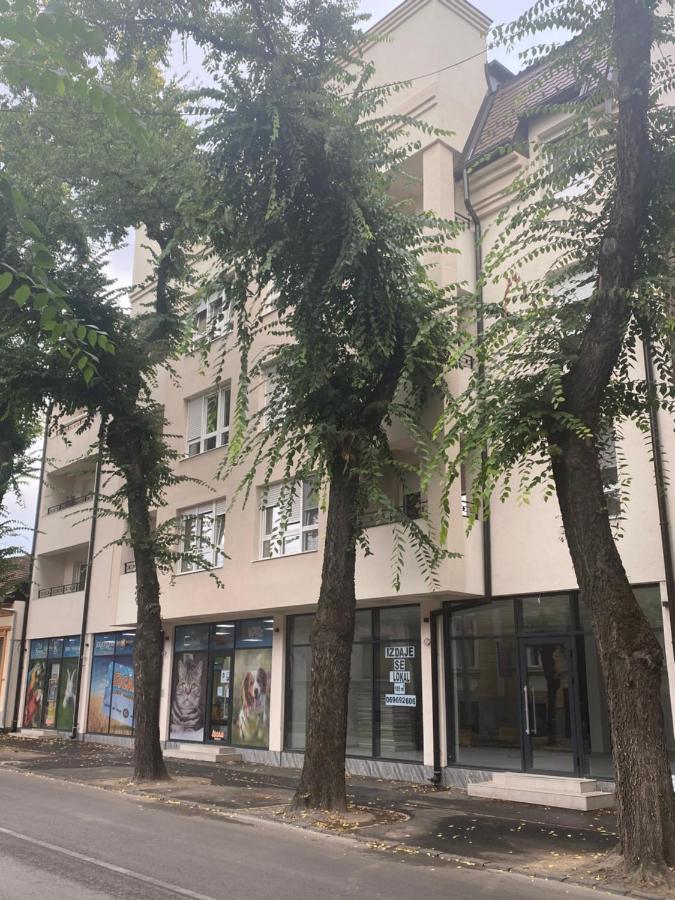 Apartman Mdb Lux Subotica Exterior photo